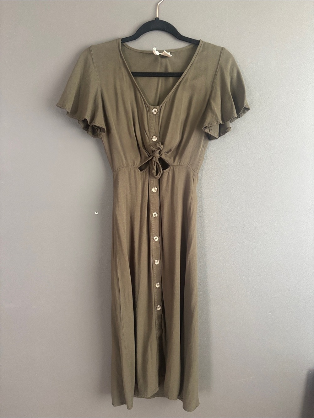 Mimi Chica Olive Green Button-Front Tie-Waist Maxi Dress